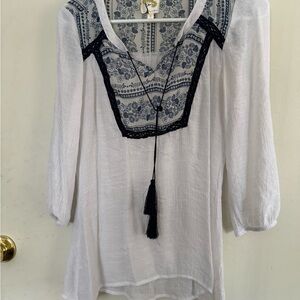 Fig and Flower Cream Relaxed Tie Front Tunic